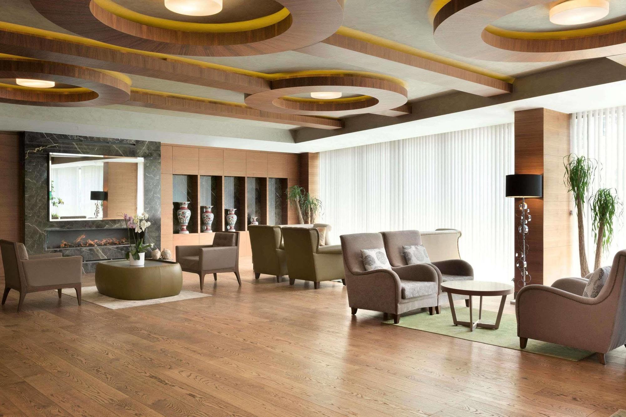 Готель Ramada By Wyndham Gemli̇K Gemlik Екстер'єр фото